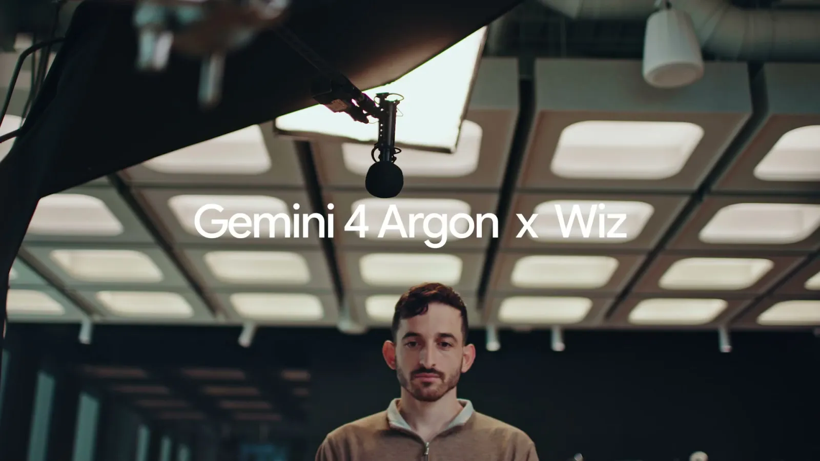 Ein Sicherheitsforscher von Wiz im Porträt, darüber der Schriftzug „Gemini 4 Argon x Wiz“